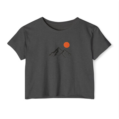 Sommerhit Crop Top – Berge & Sonne Design